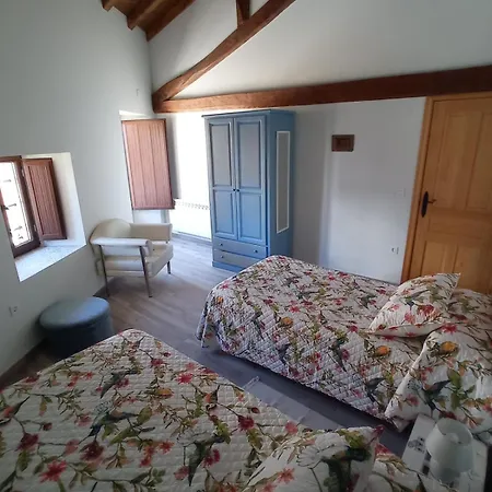 Abuela Luci Сasa de vacaciones